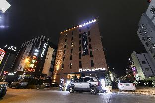 lerocherrouge hotel