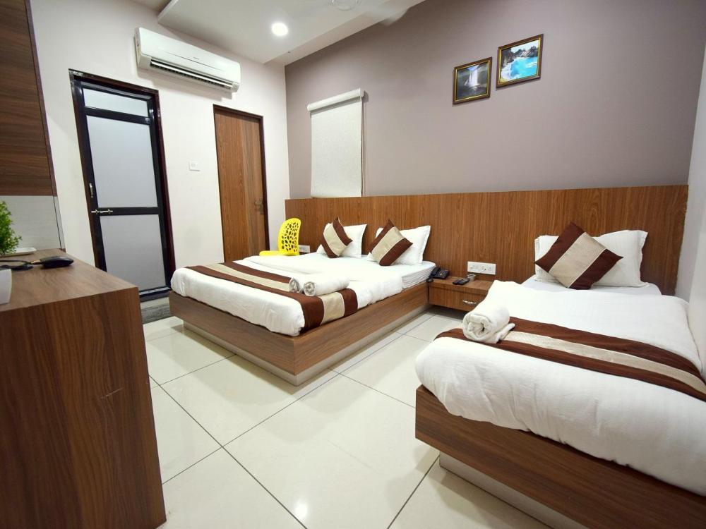 hotel embassy