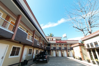 reddoorz near lapasan plaza cagayan de oro