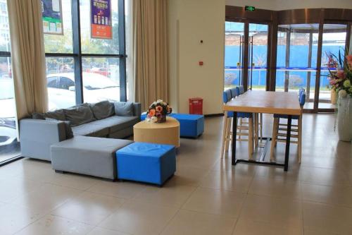 7 days inn ziyang songtao road