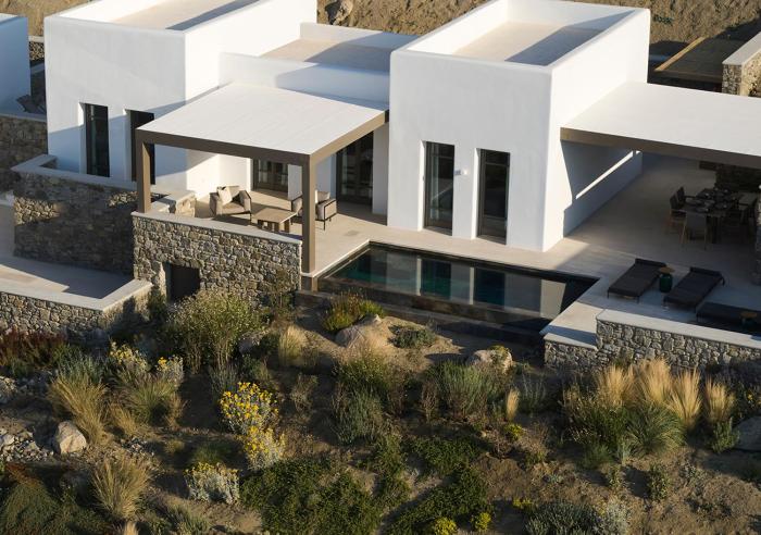 bonzoe suites and villas