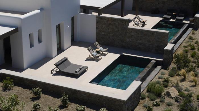 bonzoe suites and villas