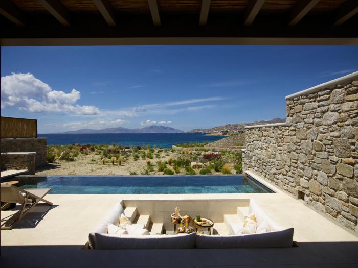 bonzoe suites and villas
