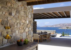 bonzoe suites and villas