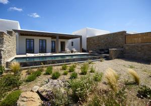 bonzoe suites and villas