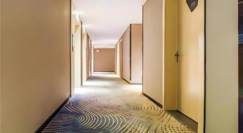 echarm hotel guiyang qianling mountain