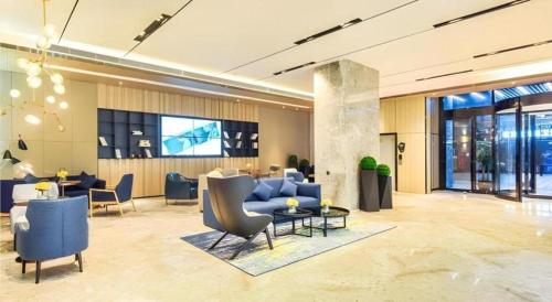 echarm hotel guiyang qianling mountain