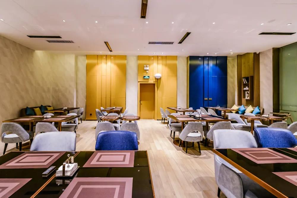echarm hotel guiyang longdongbao international airport outlets