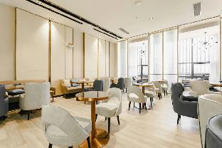 echarm hotel guiyang longdongbao international airport outlets