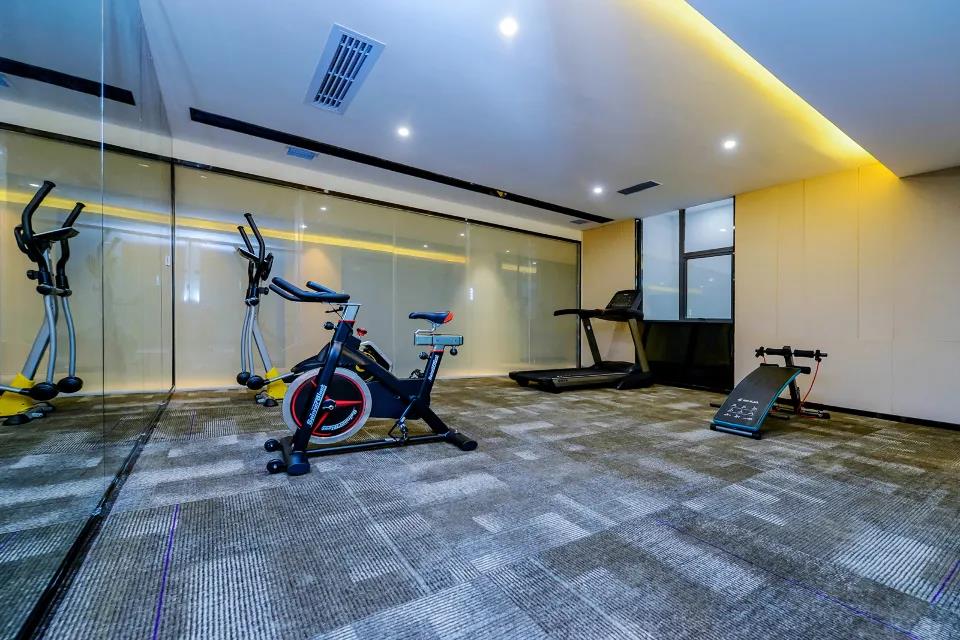 echarm hotel guiyang longdongbao international airport outlets