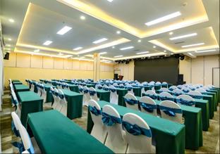 echarm hotel guiyang longdongbao international airport outlets