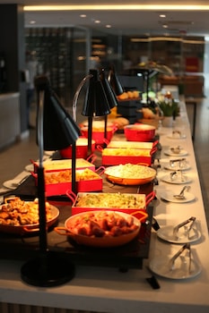 esuites ita resort and eventos by atlantica