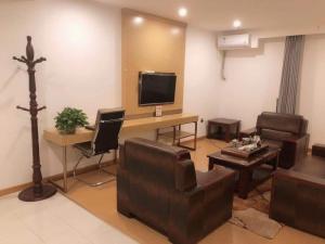 greentree inn wulanchabu high speed railway station huaiyuan nan road