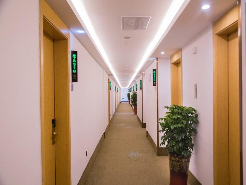 greentree inn zhenjiang jurong city tianwang town tianzheng square
