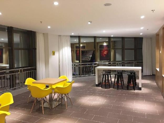 iu hotels duyun pingtang yingbin avenue