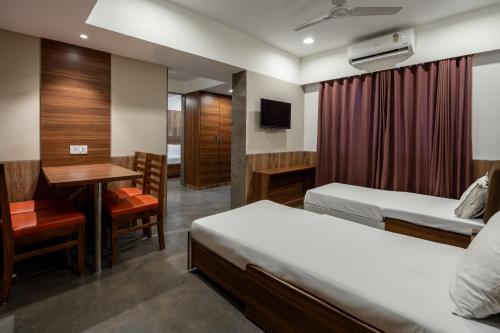 gcc sonal apartments