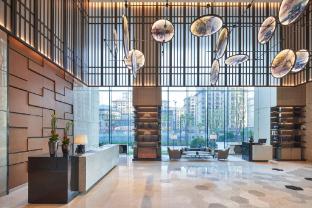 vignette collection hangzhou huaxia center hotel by ihg