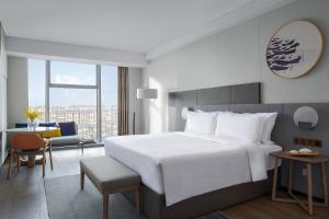 vignette collection hangzhou huaxia center hotel by ihg