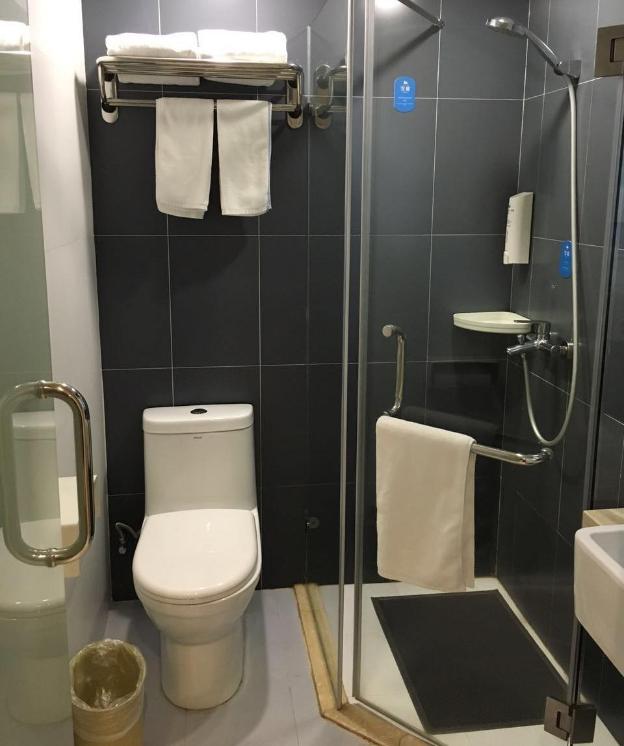 hanting hotel shanghai peoples square fuzhou road