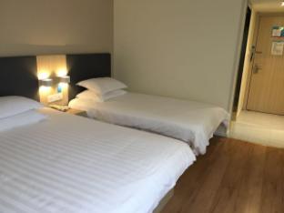 hanting hotel shanghai peoples square fuzhou road