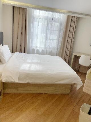 hanting hotel shanghai peoples square fuzhou road