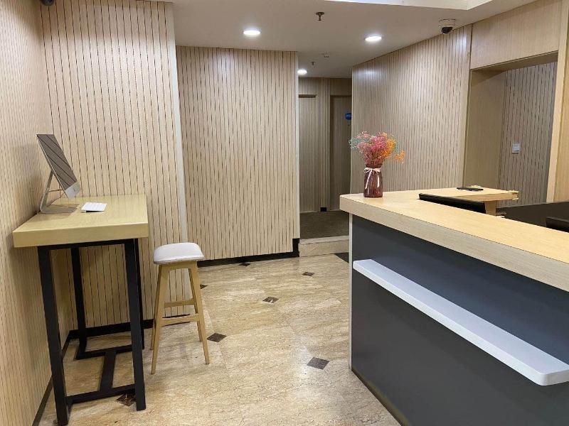 hanting hotel shanghai peoples square fuzhou road