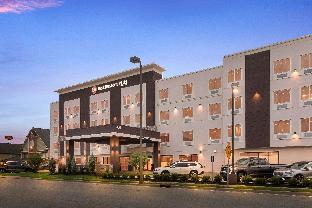 comfort inn and suites