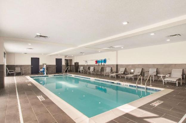 comfort inn and suites