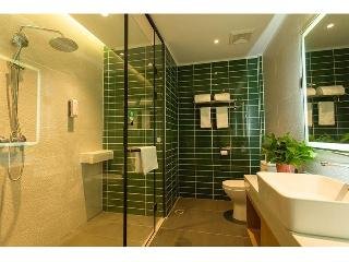 greettree inn jieshou renmin road guozhen plaza