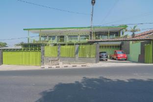 reddoorz syariah near museum wisma karya subang