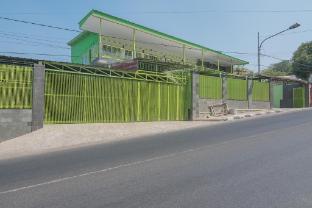 reddoorz syariah near museum wisma karya subang