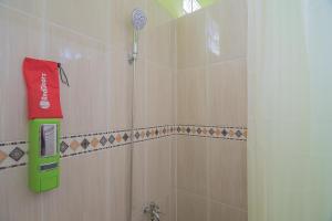 reddoorz syariah near museum wisma karya subang