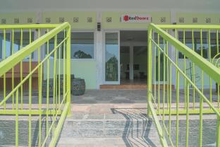 reddoorz syariah near museum wisma karya subang