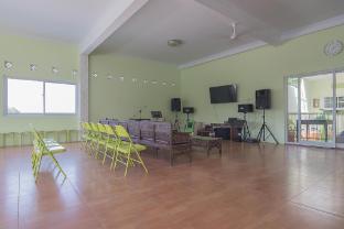 reddoorz syariah near museum wisma karya subang