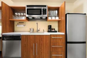 home2 suites by hilton turlock ca