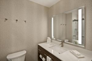 home2 suites by hilton turlock ca