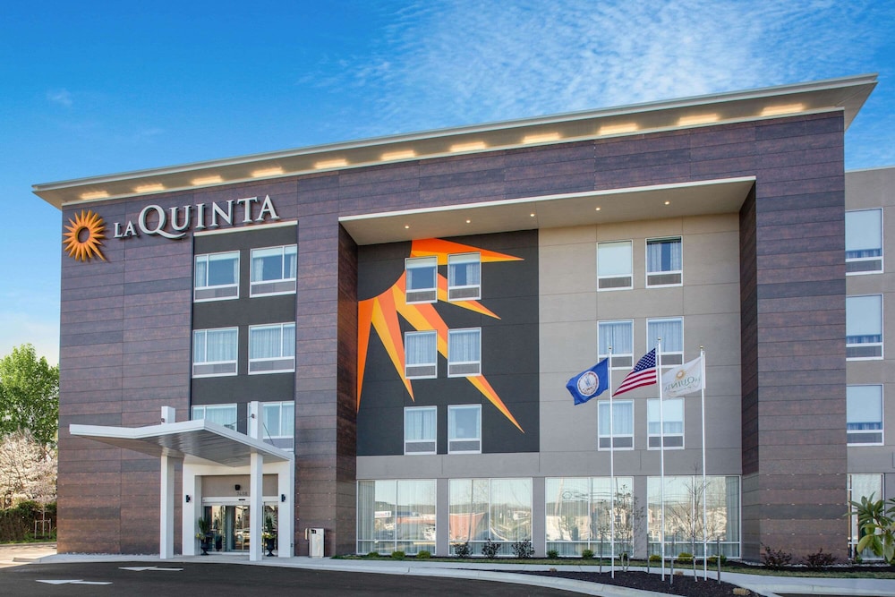 la quinta inn and suites by wyndham manassas va dulles airport