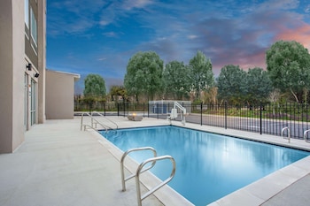 la quinta inn and suites by wyndham manassas va dulles airport