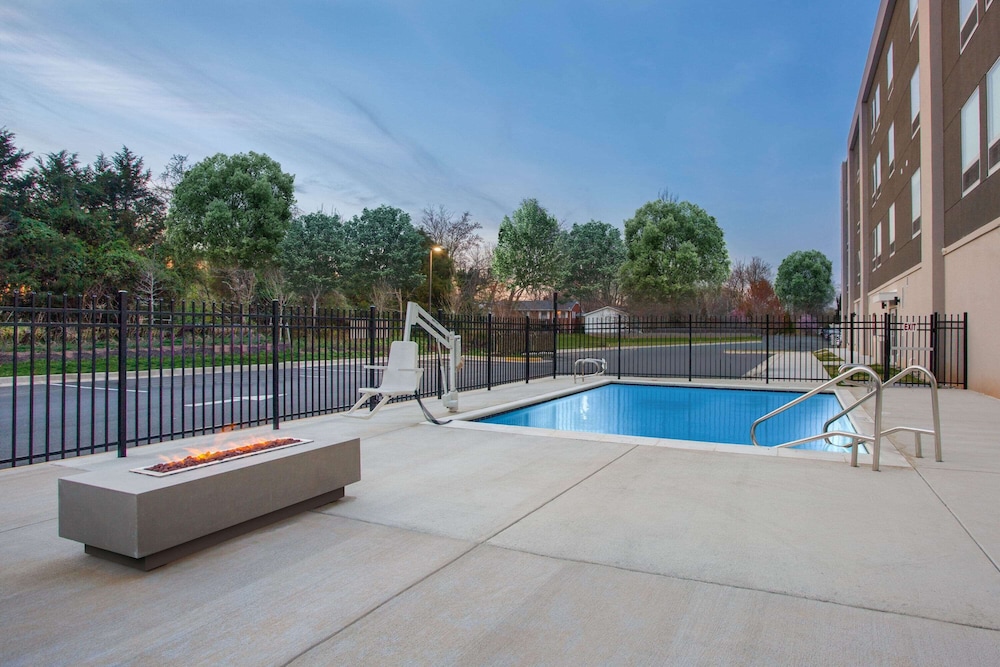 la quinta inn and suites by wyndham manassas va dulles airport