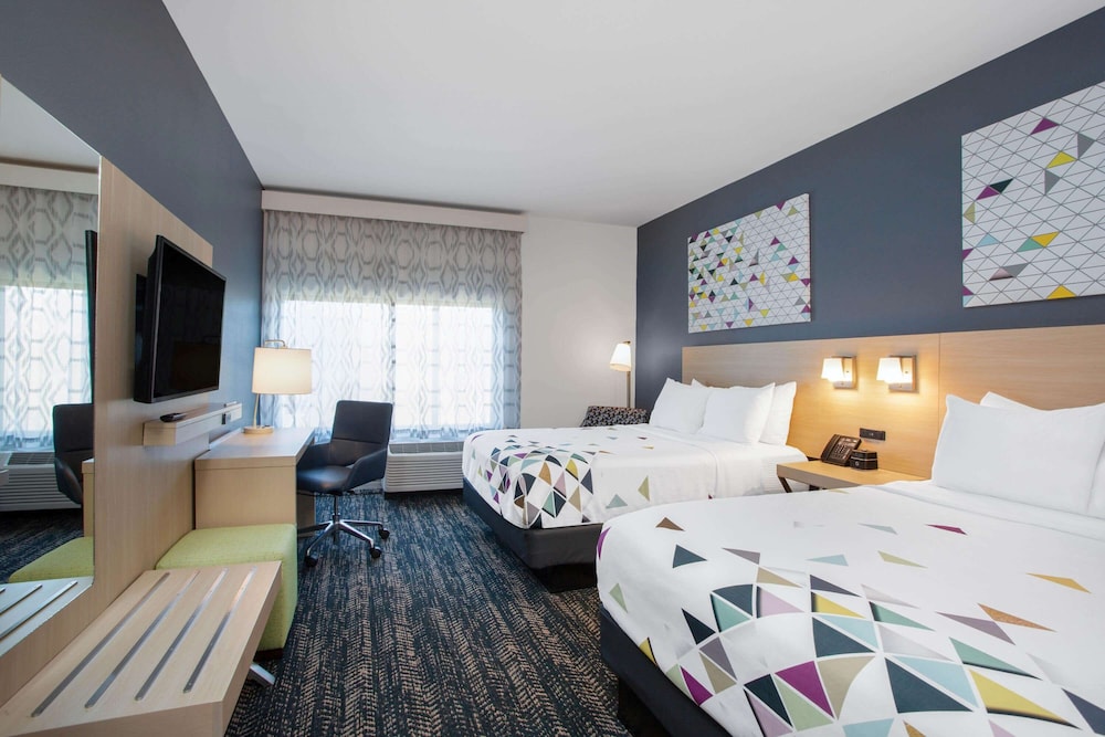 la quinta inn and suites by wyndham manassas va dulles airport