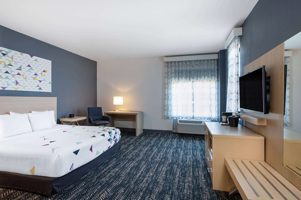 la quinta inn and suites by wyndham manassas va dulles airport