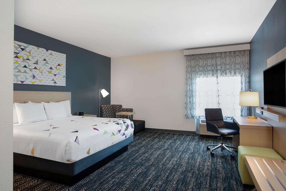 la quinta inn and suites by wyndham manassas va dulles airport