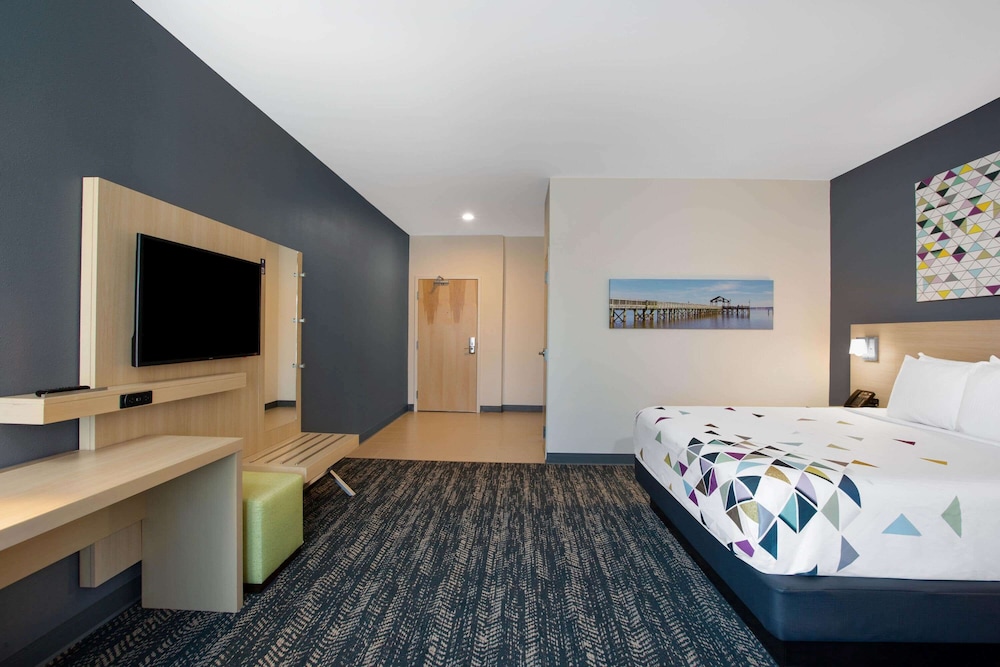 la quinta inn and suites by wyndham manassas va dulles airport
