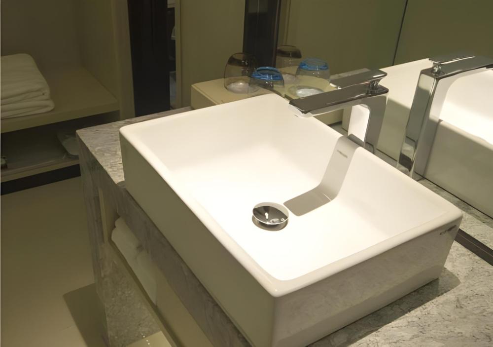 echarm hotel beihai international passenger transport port yintan