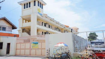 reddoorz plus near talisay town center