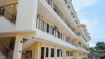 reddoorz plus near talisay town center