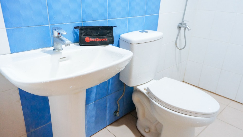 reddoorz plus near talisay town center