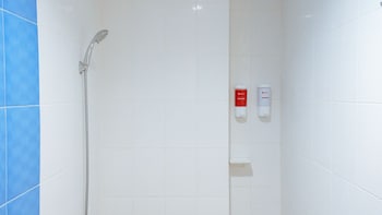 reddoorz plus near talisay town center