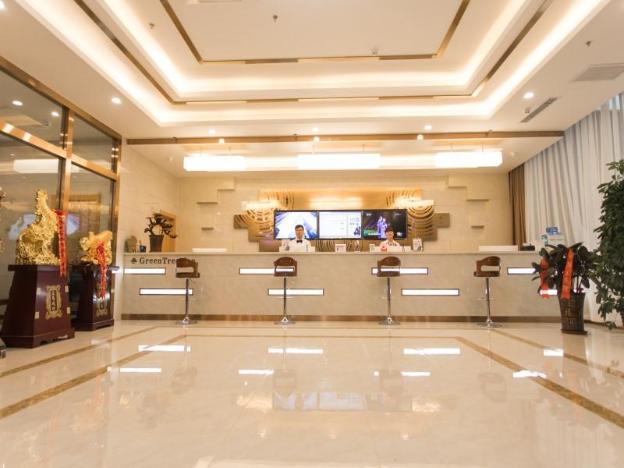 greentree innzhangjiakou high speed railway station business hotel