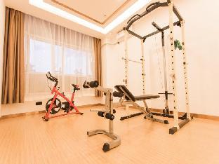 greentree innzhangjiakou high speed railway station business hotel